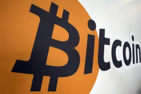 El Bitcoin pierde un 10% en una jornada negativa general para el mercado